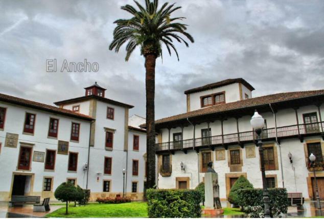 Coro Apartment Villaviciosa  Exterior photo